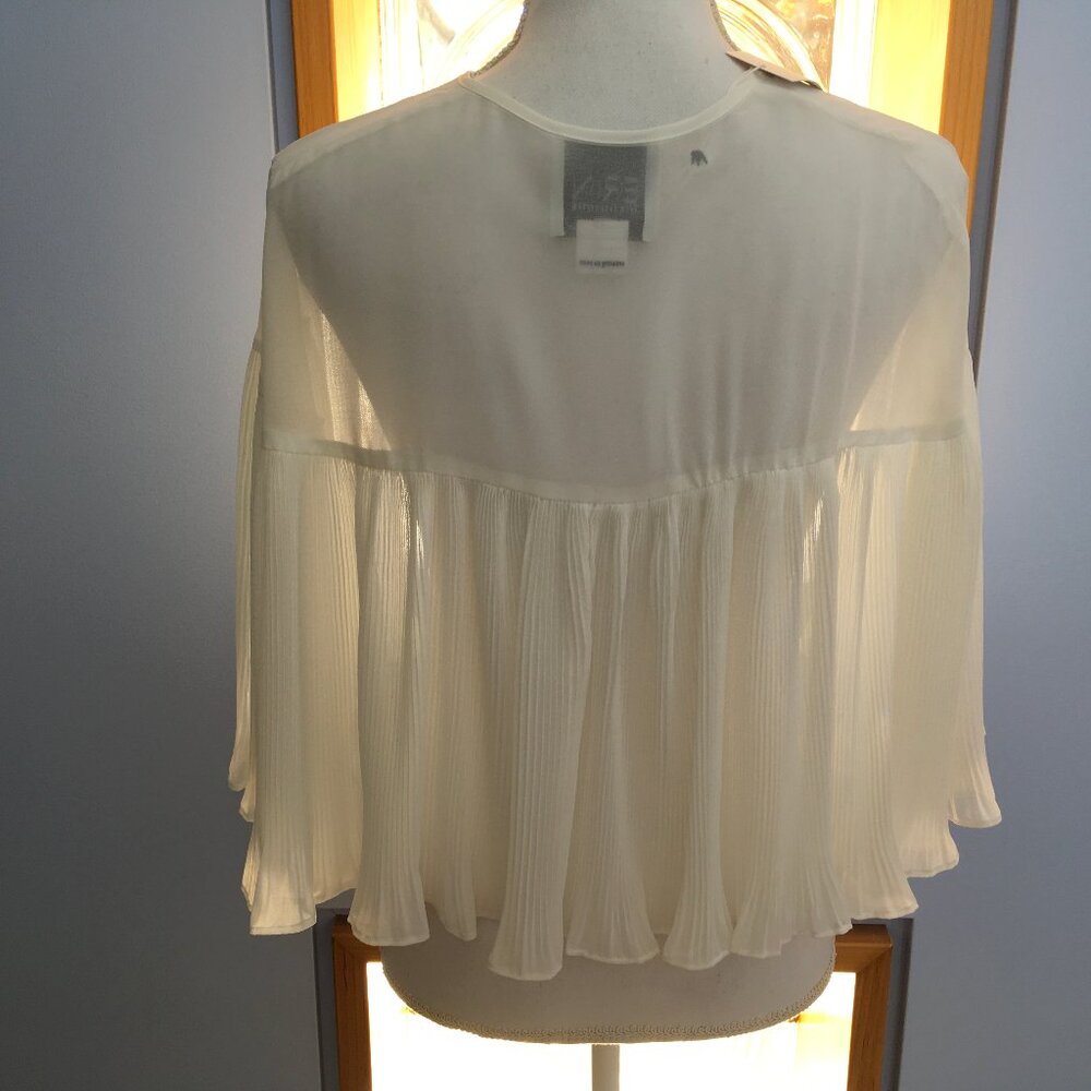 White Pleated Capelet by Erin Featherson NWT - Picture 5 of 10